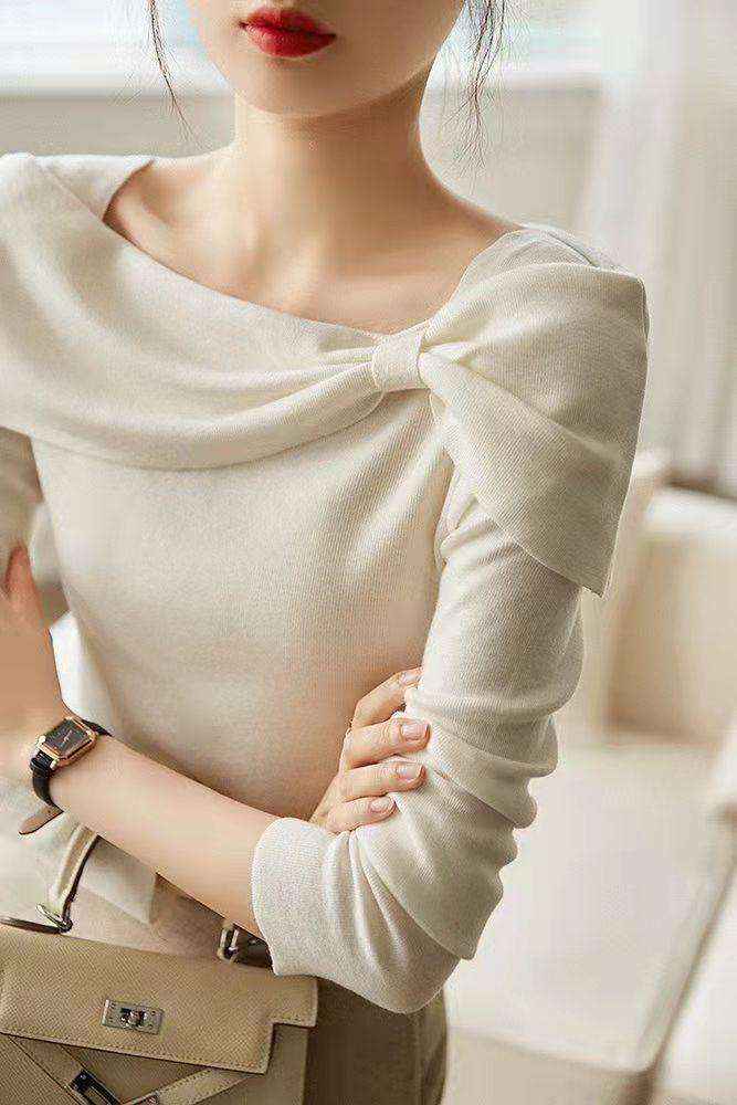 Women's Stylish Long-Sleeved Sweater with Diagonal Collar Acrylic Fiber 7
