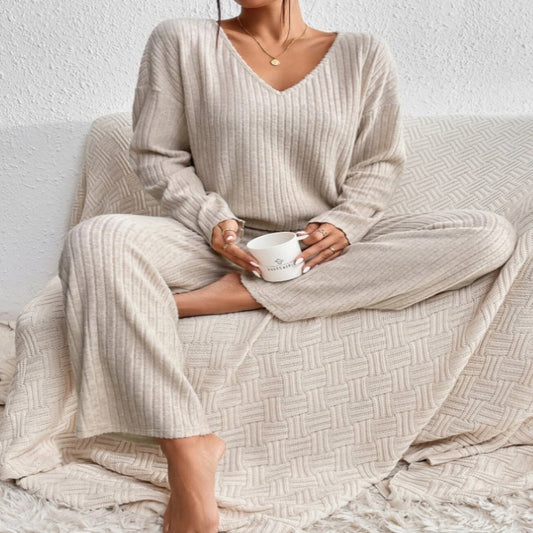 Women's Elegant Knit Two-Piece Set Round Neck Comfortable Fabric 1