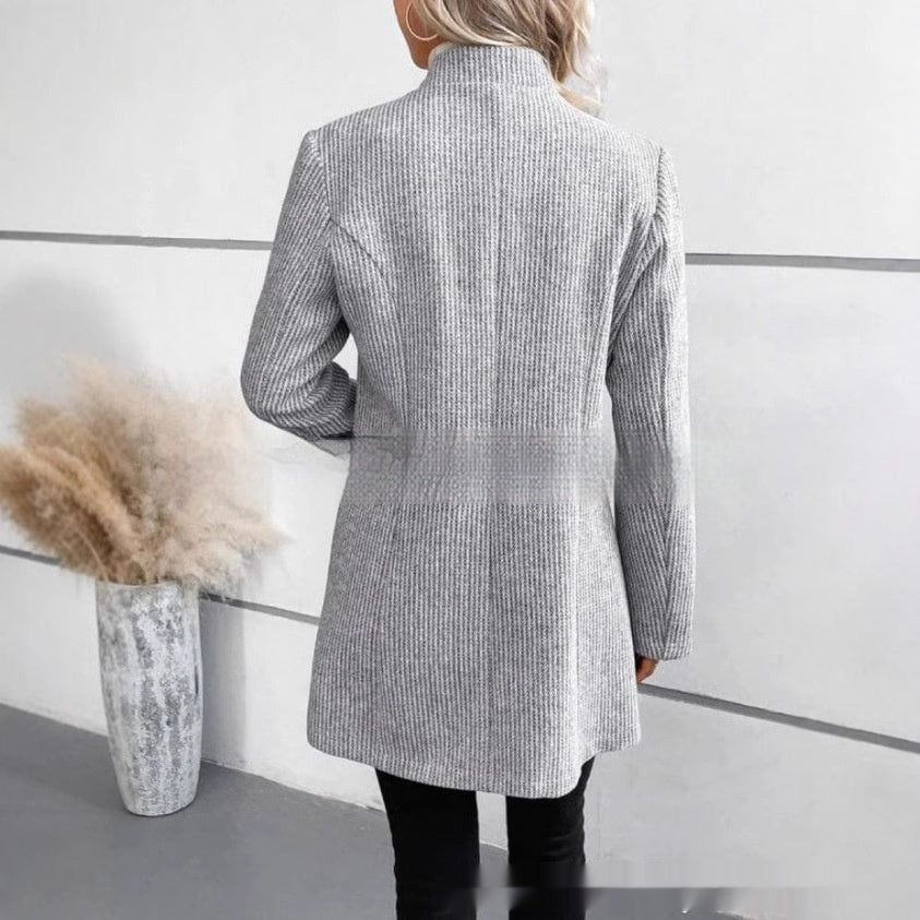 Women's Stylish Wool Coat with Vertical Pattern and Zipper Closure 3