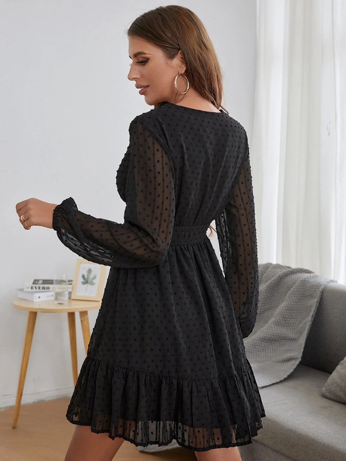 Women's Elegant Long Sleeve V-Neck Dress for Modern Style 4