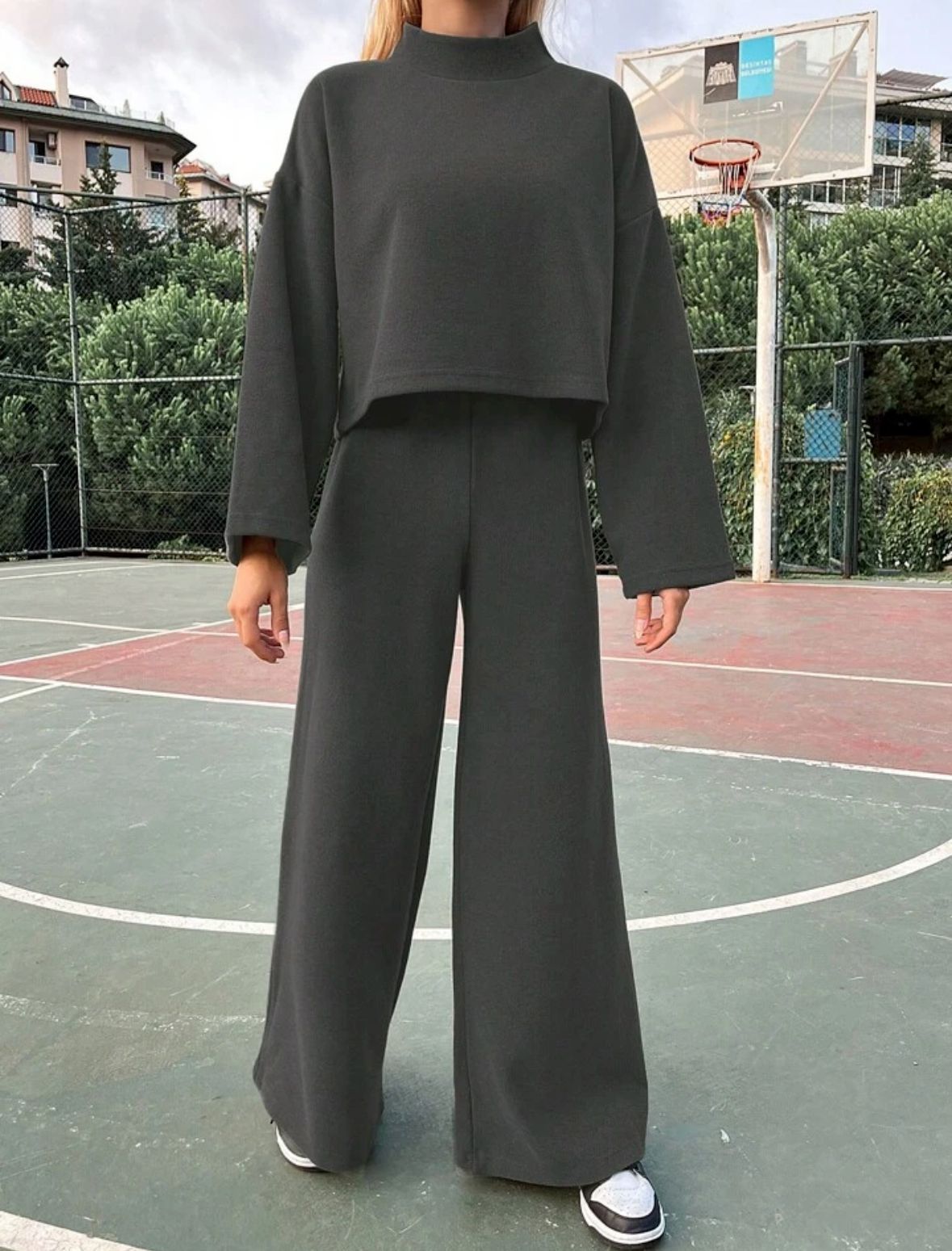 Women's Casual Knit Long Sleeve Top and Wide Leg Pants Set Comfort and Elegance 4
