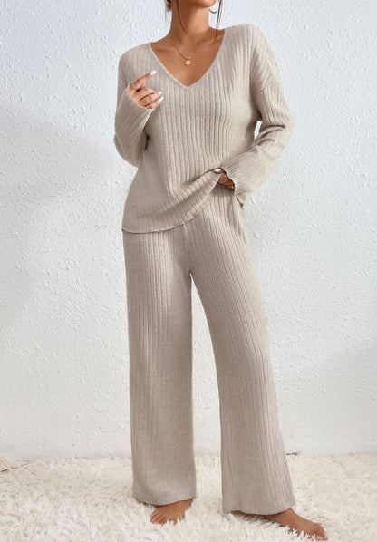 Women's Elegant Knit Two-Piece Set Round Neck Comfortable Fabric 7